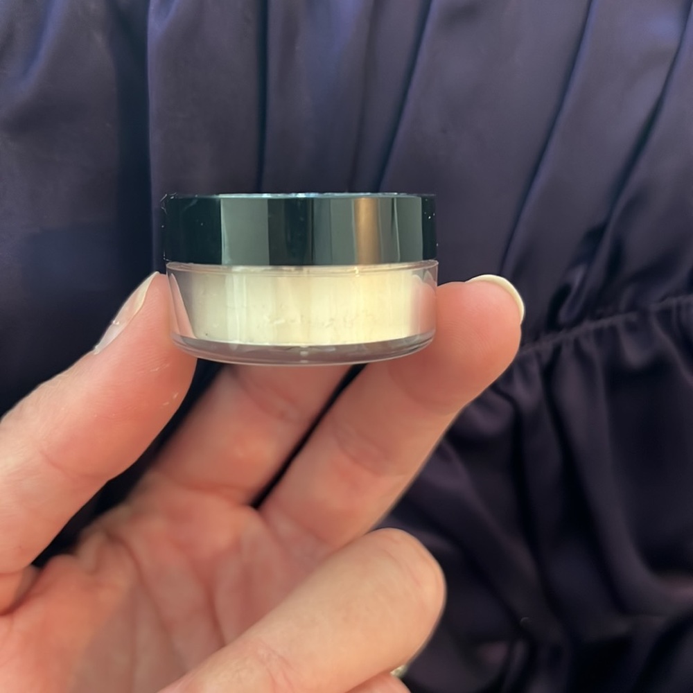 Setting powder - Picture 2 of 4